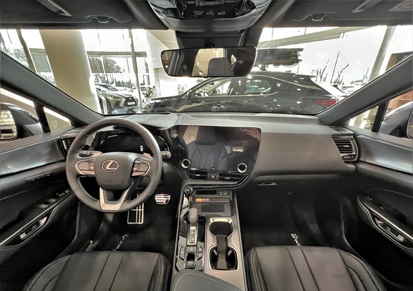 Lexus NX cena 293289 przebieg: 1, rok produkcji 2024 z Cieszyn małe 79